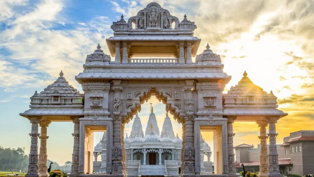 The World's Second Largest Hindu Temple Outside India Opens in New Jersey | Travellingcolor