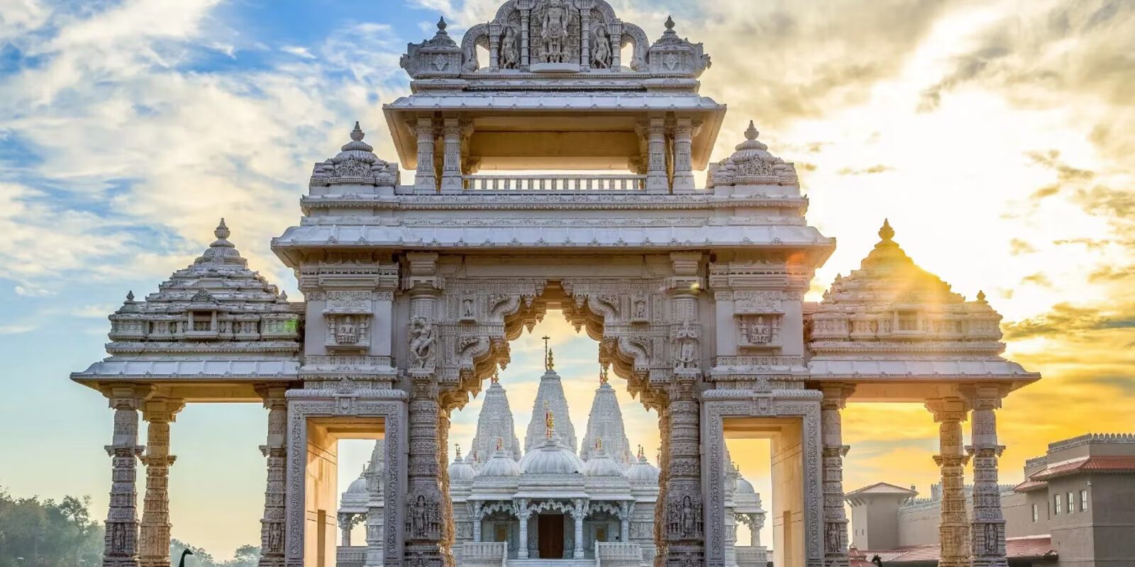 The World's Second Largest Hindu Temple Outside India Opens in New Jersey | Travellingcolor